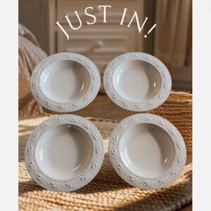 OniAnt Pasta Bowls Set of 4 Ceramic 8 1/4" Salad Soup Dessert Yellow embossed